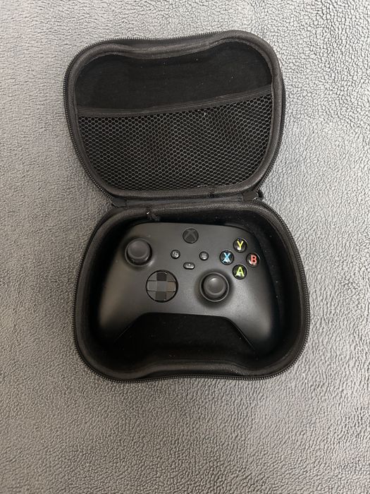 Xbox Series контроллер