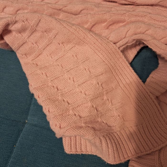 Patura tricotata, 104×104