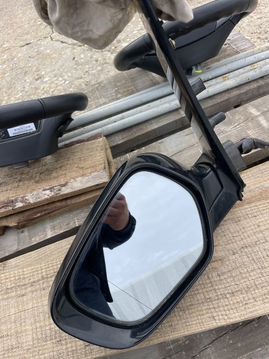 Оригинални оледала с мигачите mitsubishi grandis