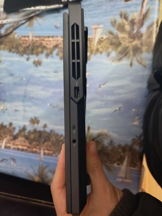 Лаптоп Lenovo Legion Pro 5 с i9-14900HX, 32 GB, RTX 4070, 240 Hz, 2 TB