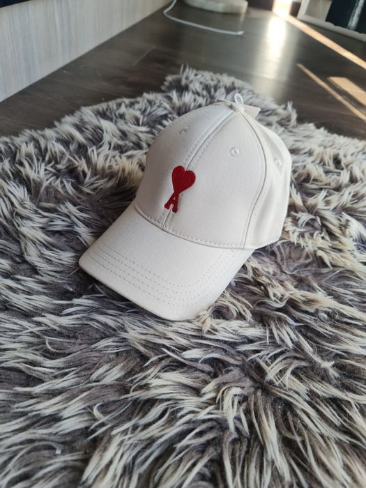 Șapcă Ami Paris calitate Premium