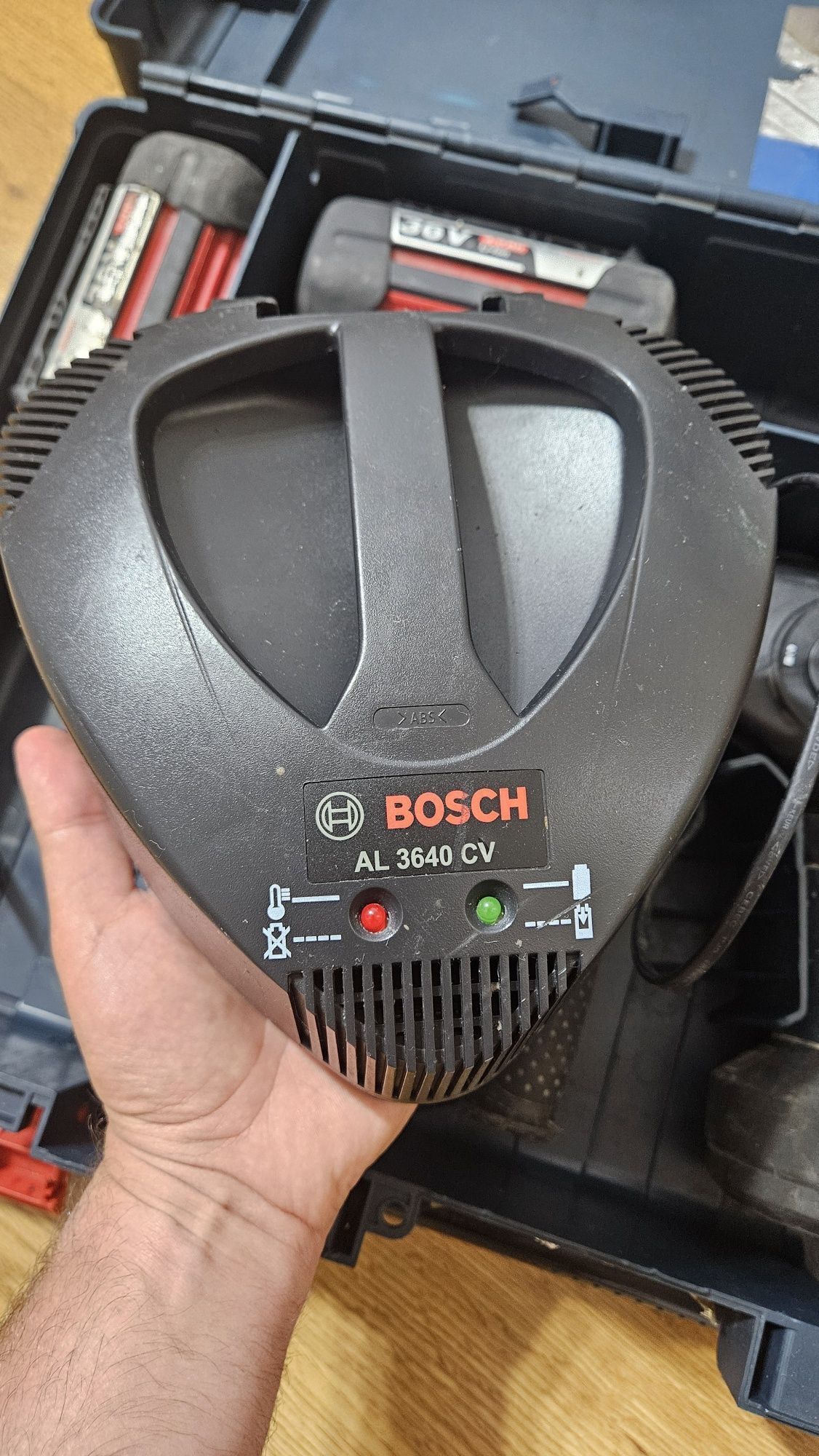 Bosch Rotopercutor Bormasina Profesionala GBH 36 VF - LI Plus