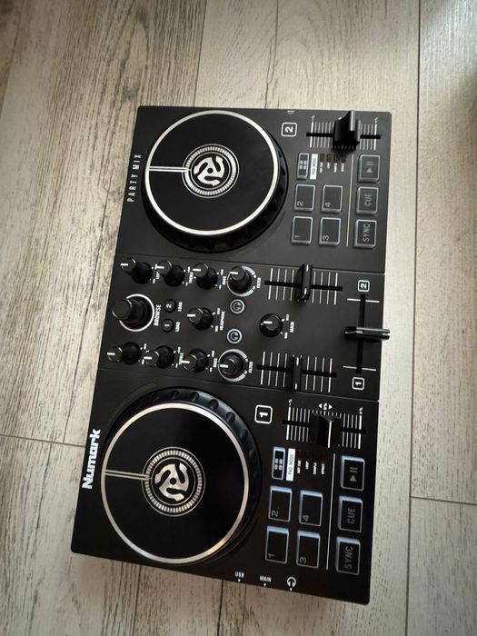 Numark party mix ll + cutie transport + software