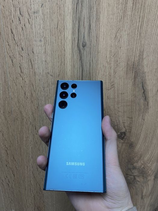 Самсунг S22 ULTRA