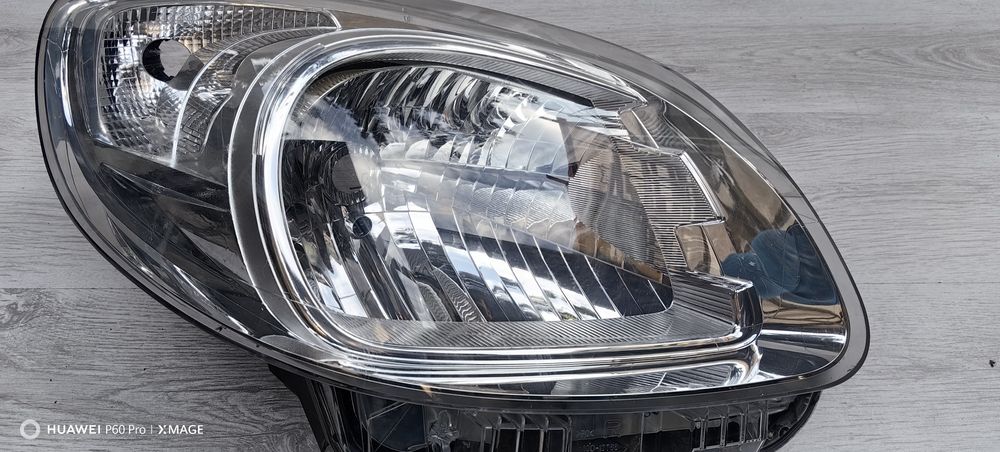 Фар за Renault kangoo