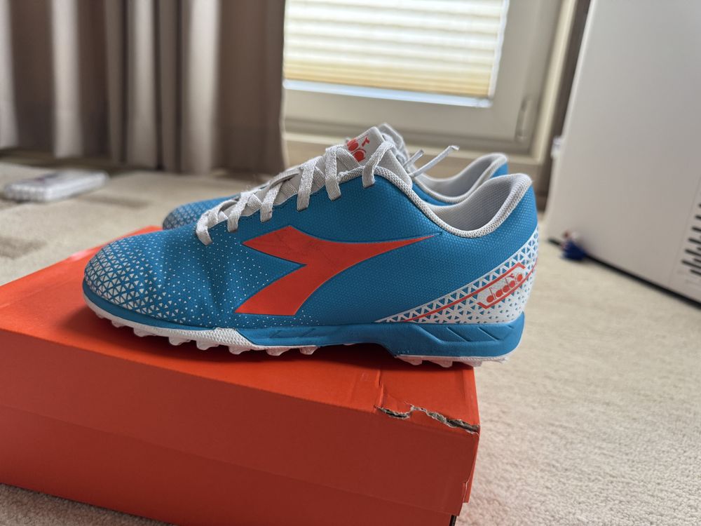 Детски футболни обувки стоножки Diadora Pichichi номер 36