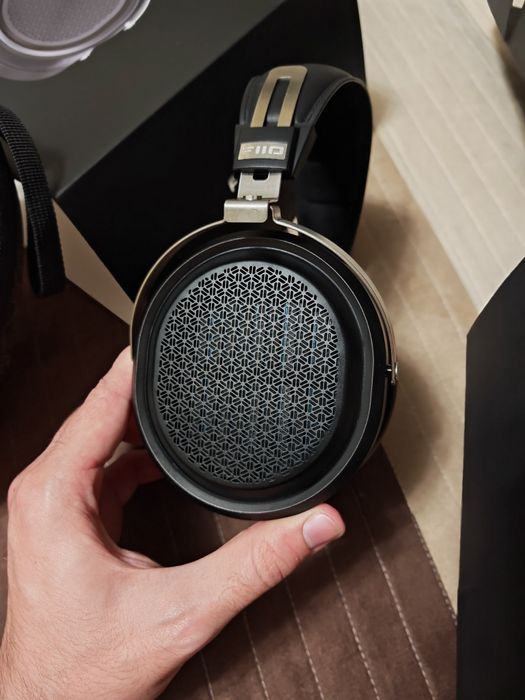 Casti Hi-Res Fiio FT1 Pro pentru audiofili, impecabile