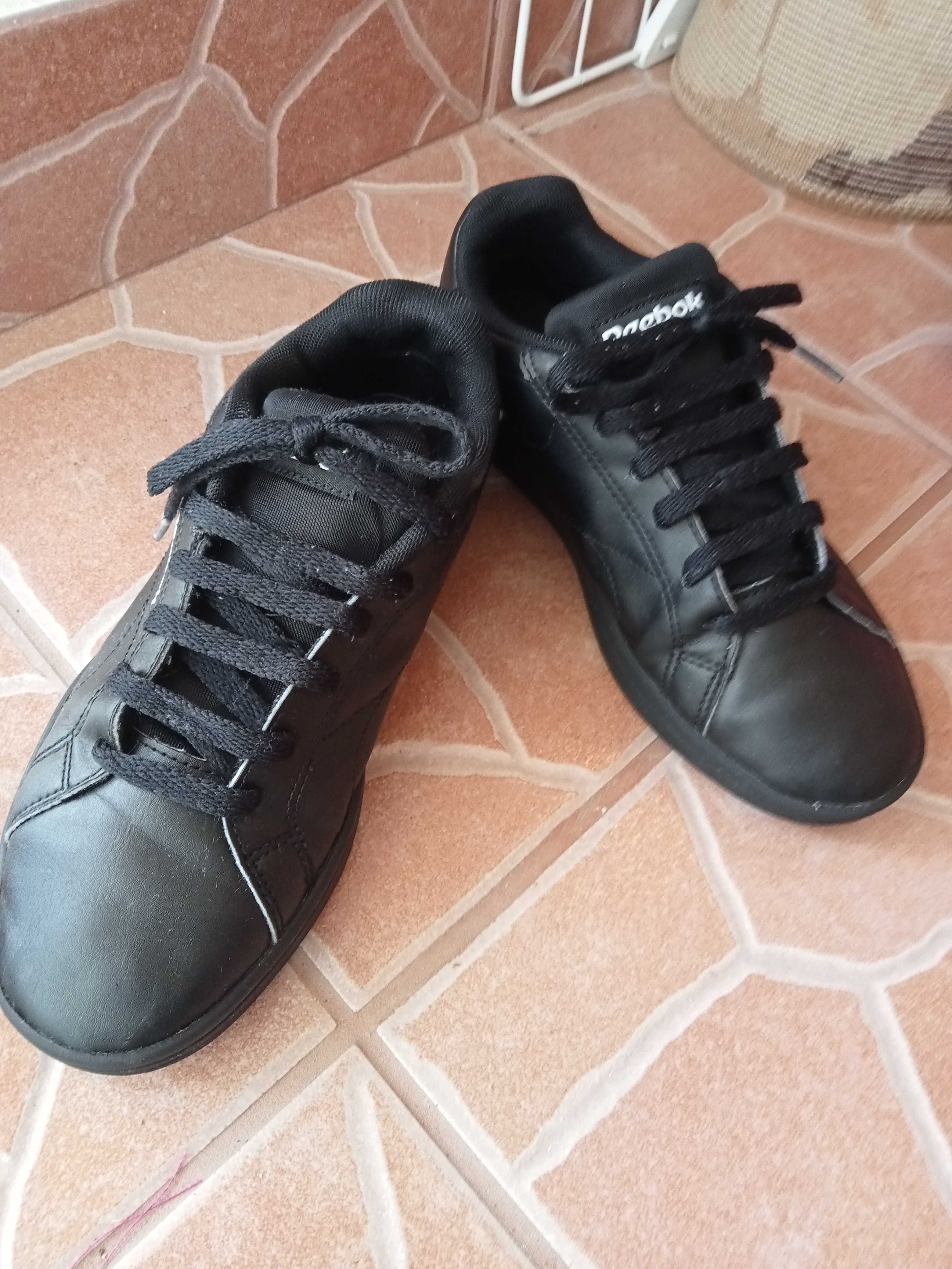 Reebok marimea 36