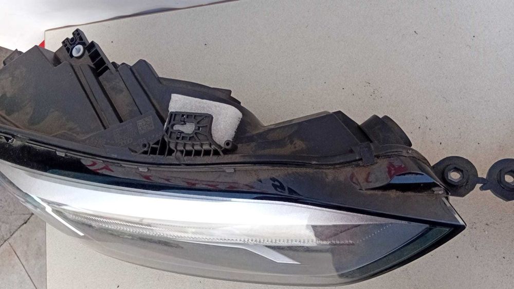 Set faruri 8W6941011 / 8W6941012 Audi A5 B9