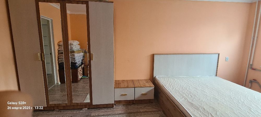 Спальный гарнитур