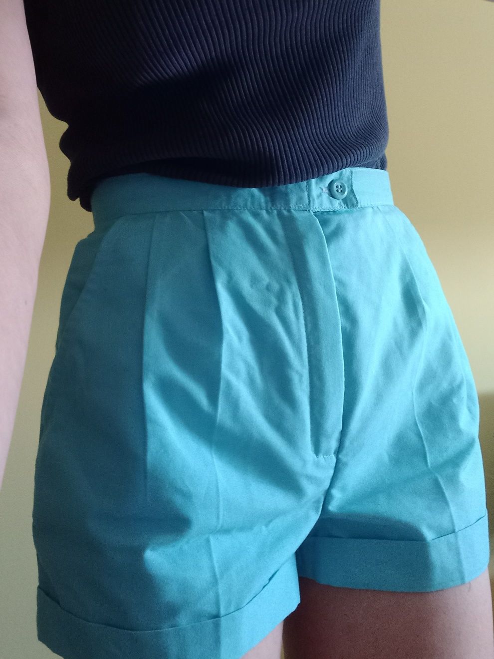 Къси панталони размер S