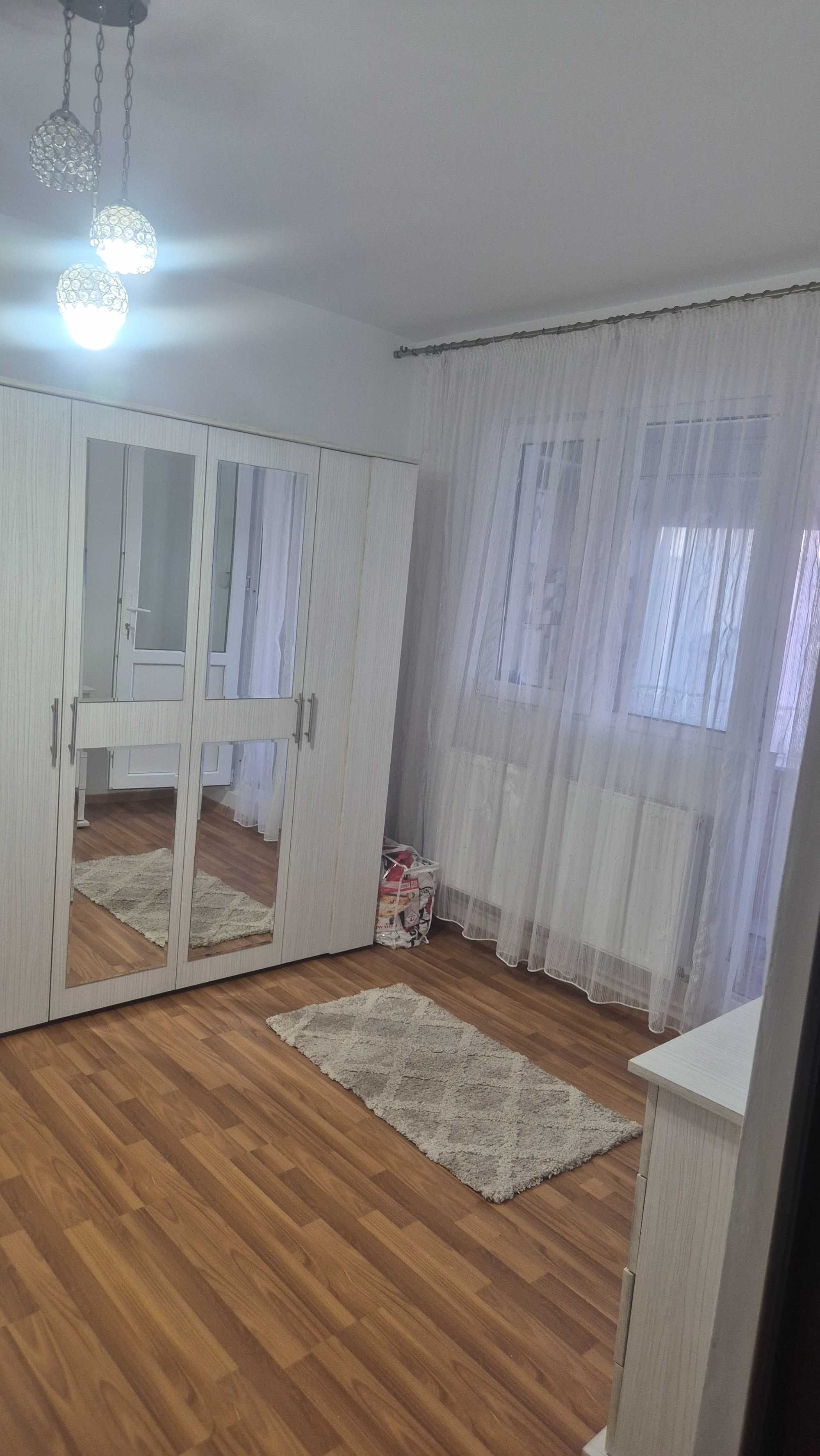 Inchiriez apartament cu o camera