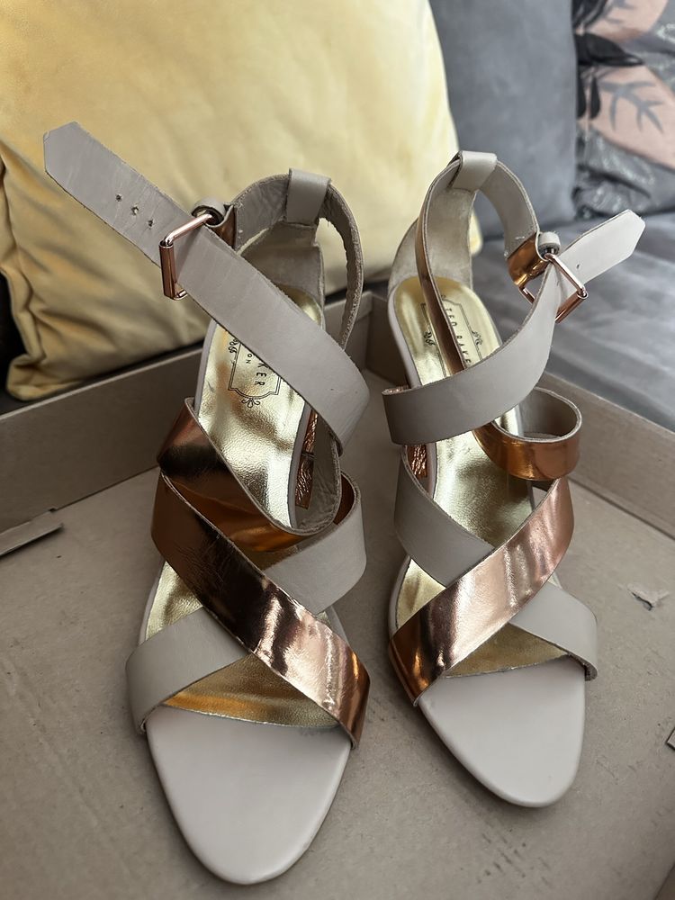 Сандали Ted Baker