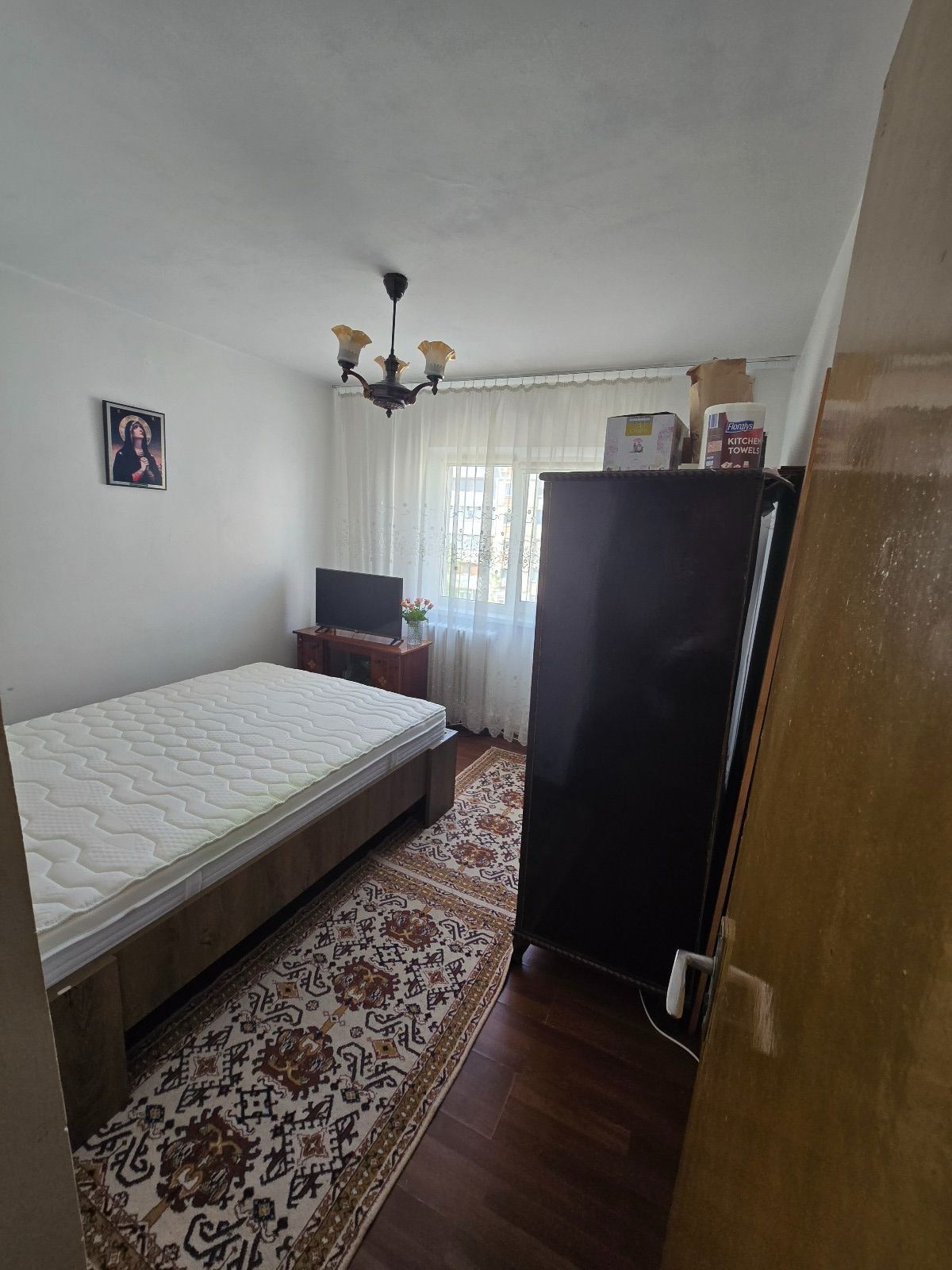 Proprietar PF - Vând apartament 3 camere decomandate - Zimbru
