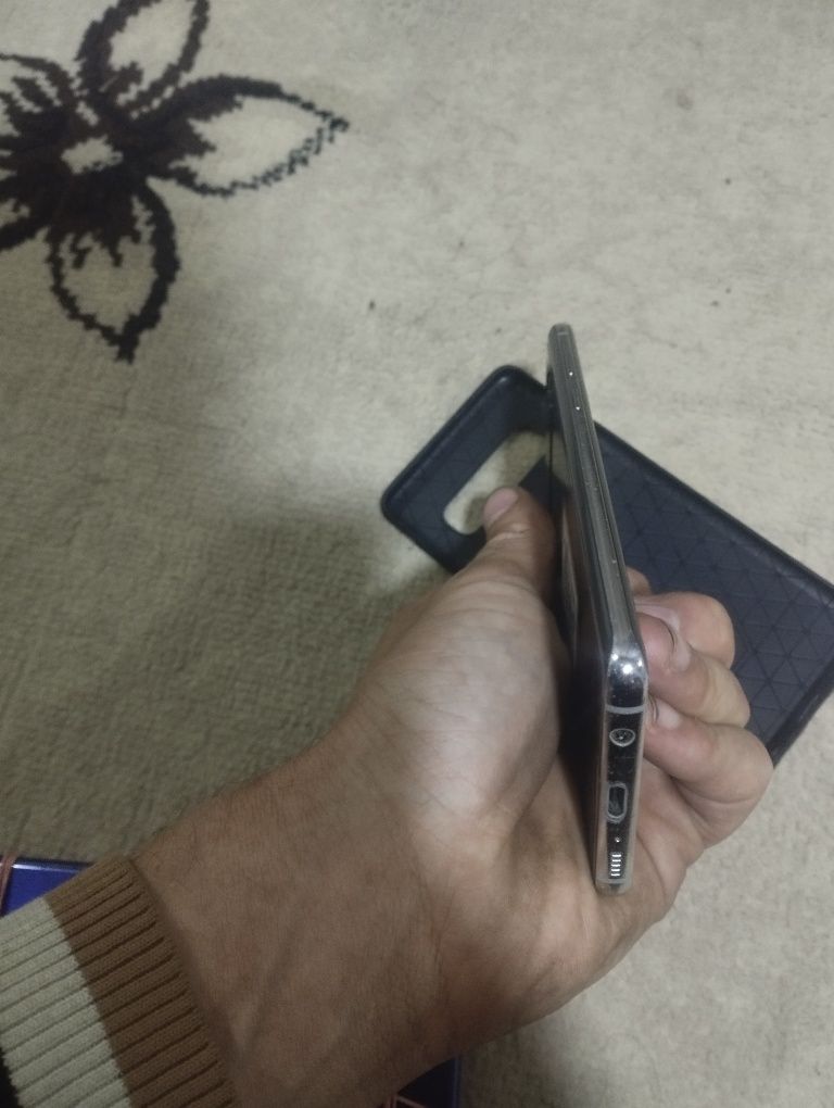 Samsung S10 sotiladi