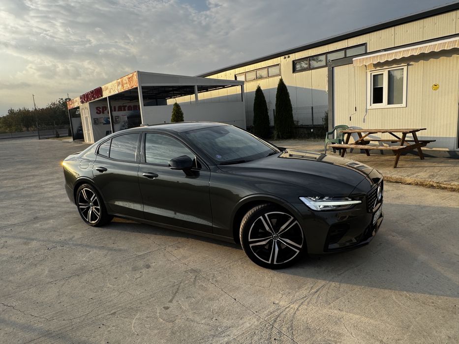 Volvo S60 2021 R design/keyless/camera/bord digital/distronic/lane