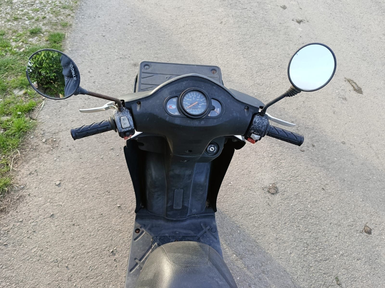 Scuter KYMCO agility Carry 4timpi 49cc se conduce și cu B motoscuter