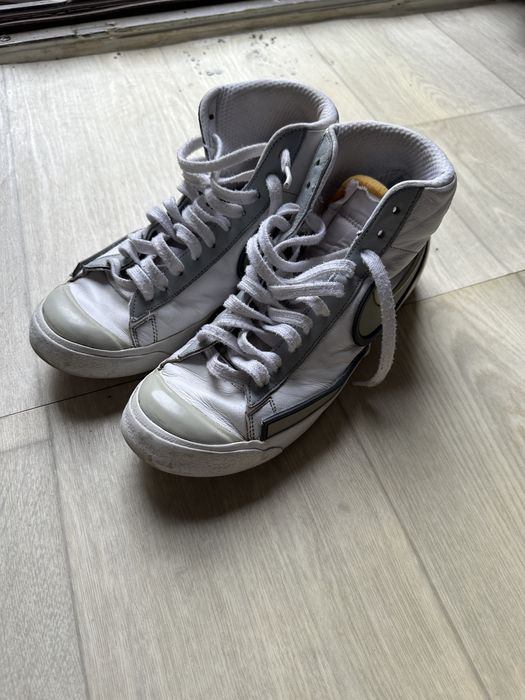 Adidasi de vanzare pe degeaba