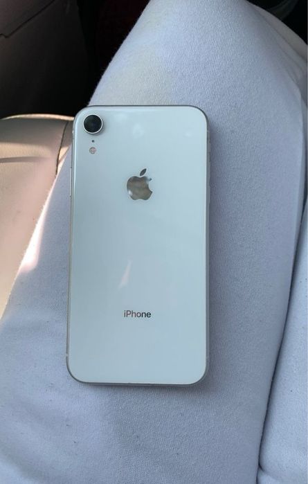 iPhone XR ideal 64gb
