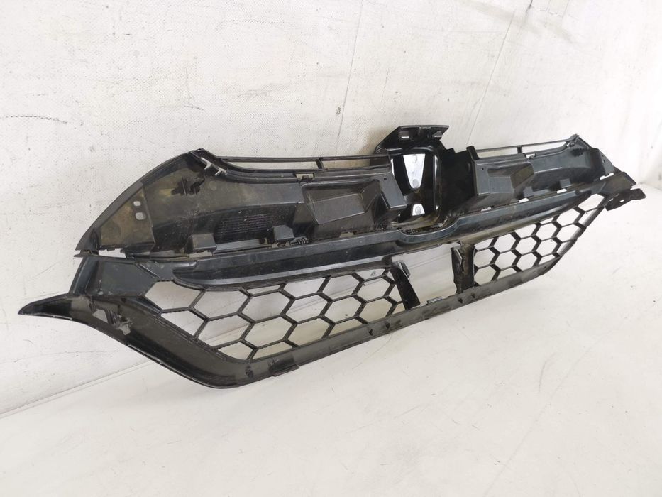 Радиаторна решетка Хонда ЦР-В / Honda CR-V 5 фейслифт [ - ] Оригинална