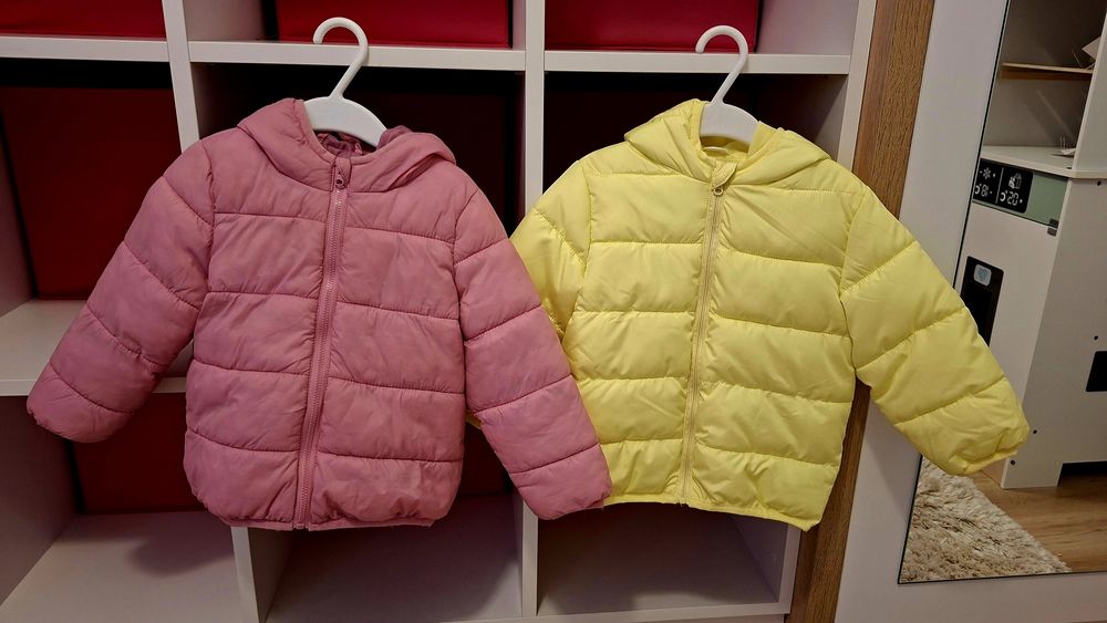 Vând 2 gecute primăvara-toamnă