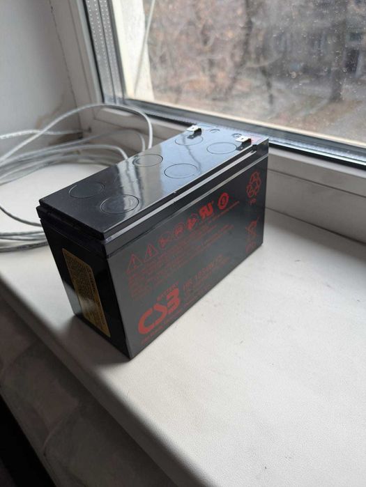 Батарея аккумуляторная CSB HR 1234W F2, б/у