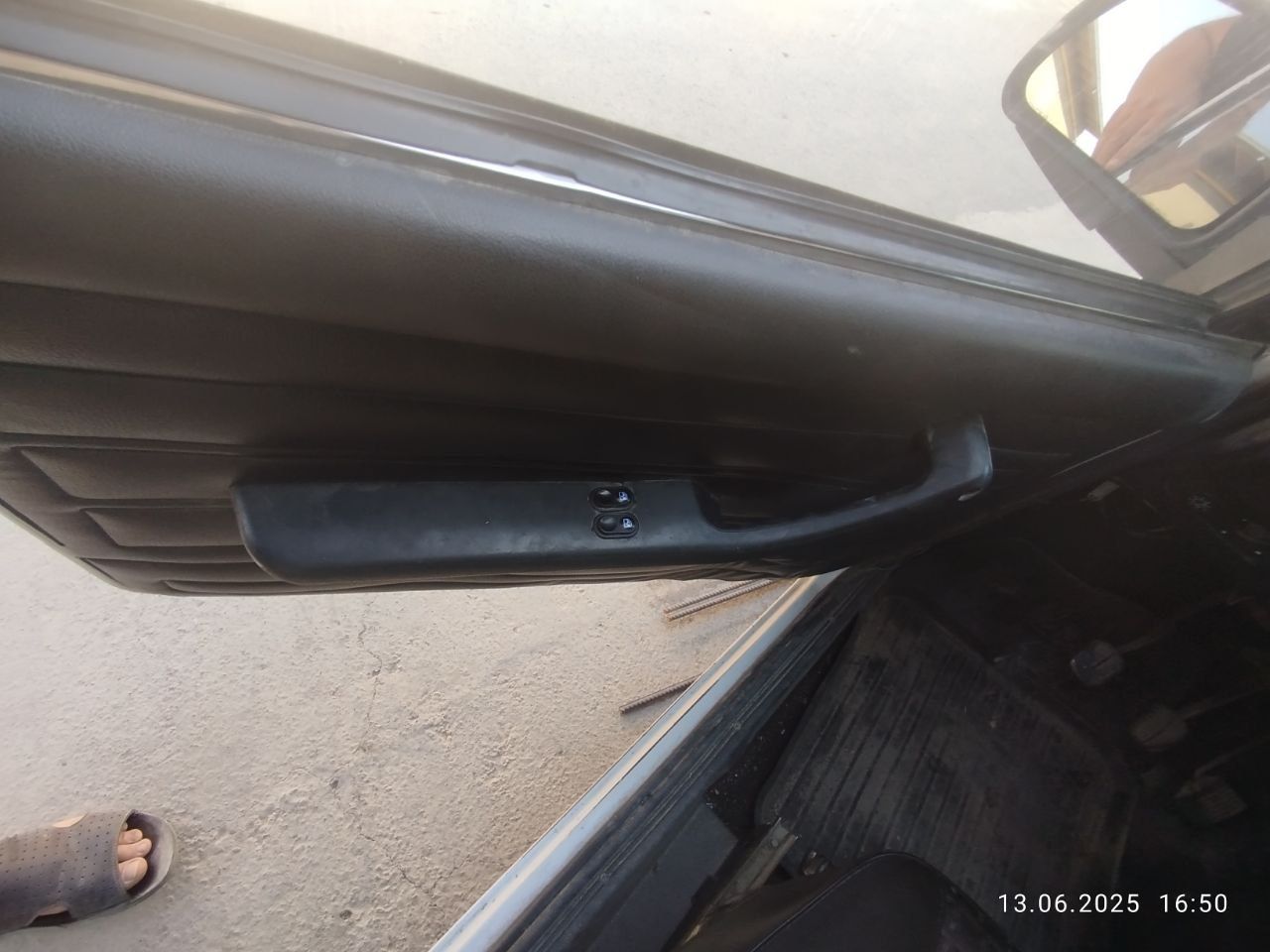 Vaz 2107 sotiladi 2006