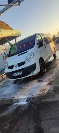 Renault trafic  8+1 varianta lungă 2.0 114 cp an 2013 euro 5