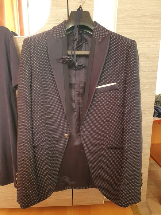 Set Costum Inedit (sacou, pantaloni, papion)