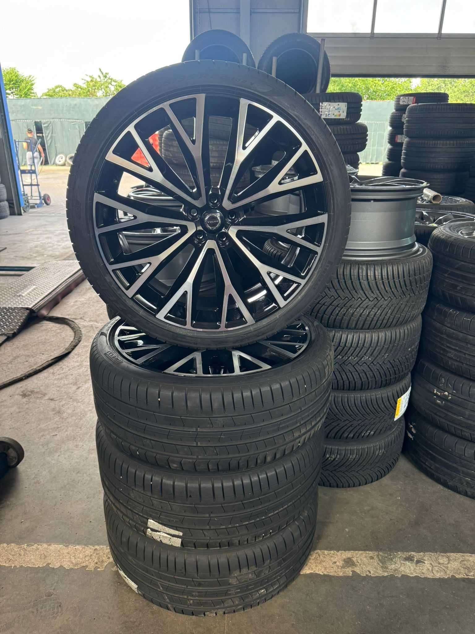 Jante Volvo XC60 XC90 Anvelope Vara Pirelli 265 35 22