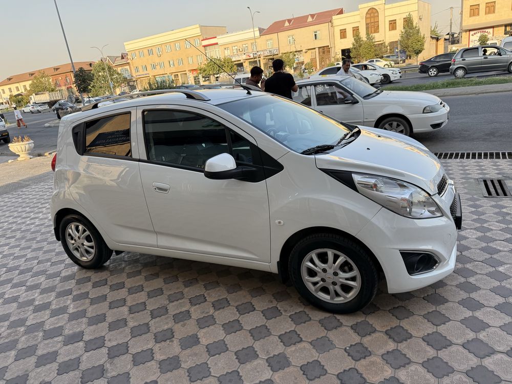Spark sotiladi 2020 yil