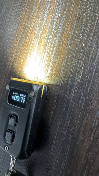 Lanterna Nitecore Tini 2 Titan