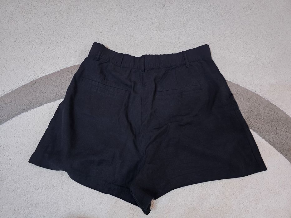 Къси панталонки Зара - размер М