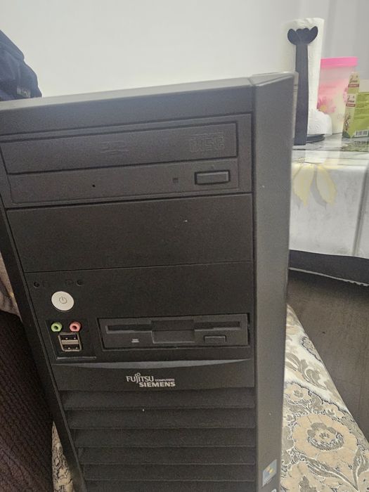 Компьютер Продается Fujitsu Siemens