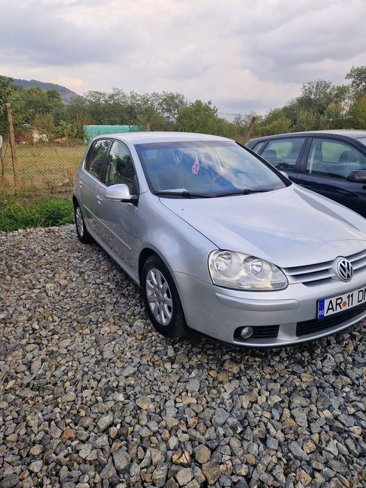 Vw golf  5.   1.4 benzina   2008