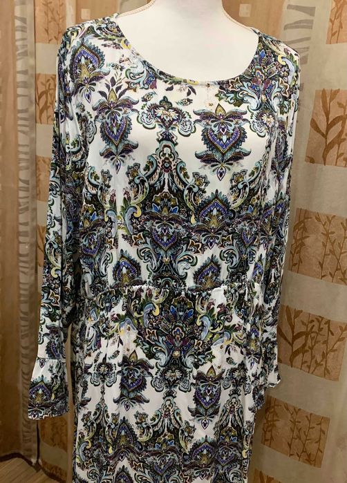 Rochie cu maneca lunga C&A / Rochie cu motive