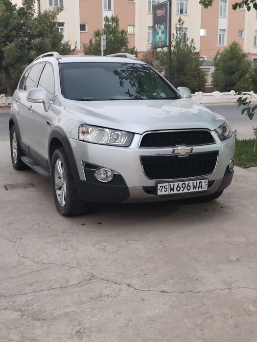 Avtomobil KAPTIVA