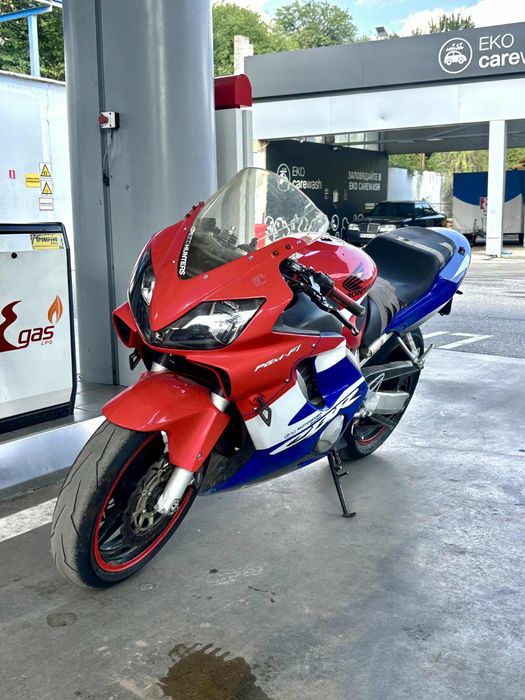 Honda cbr 600 f4