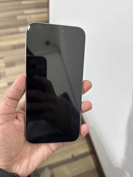 Срочно iPhone 15 Pro Max Natural Titanium 256GB Sim (85%)