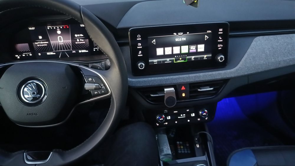 Vând Skoda Scala 2024