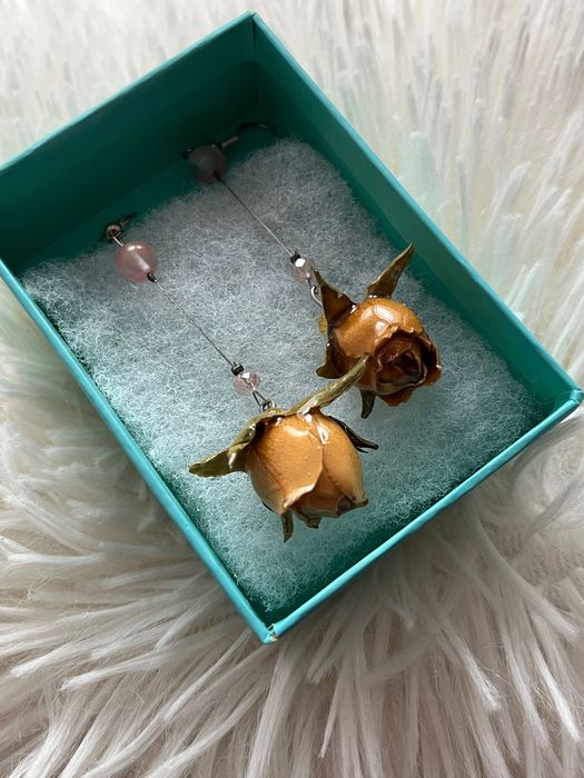 Ръчно правени бижута от естествени цветя