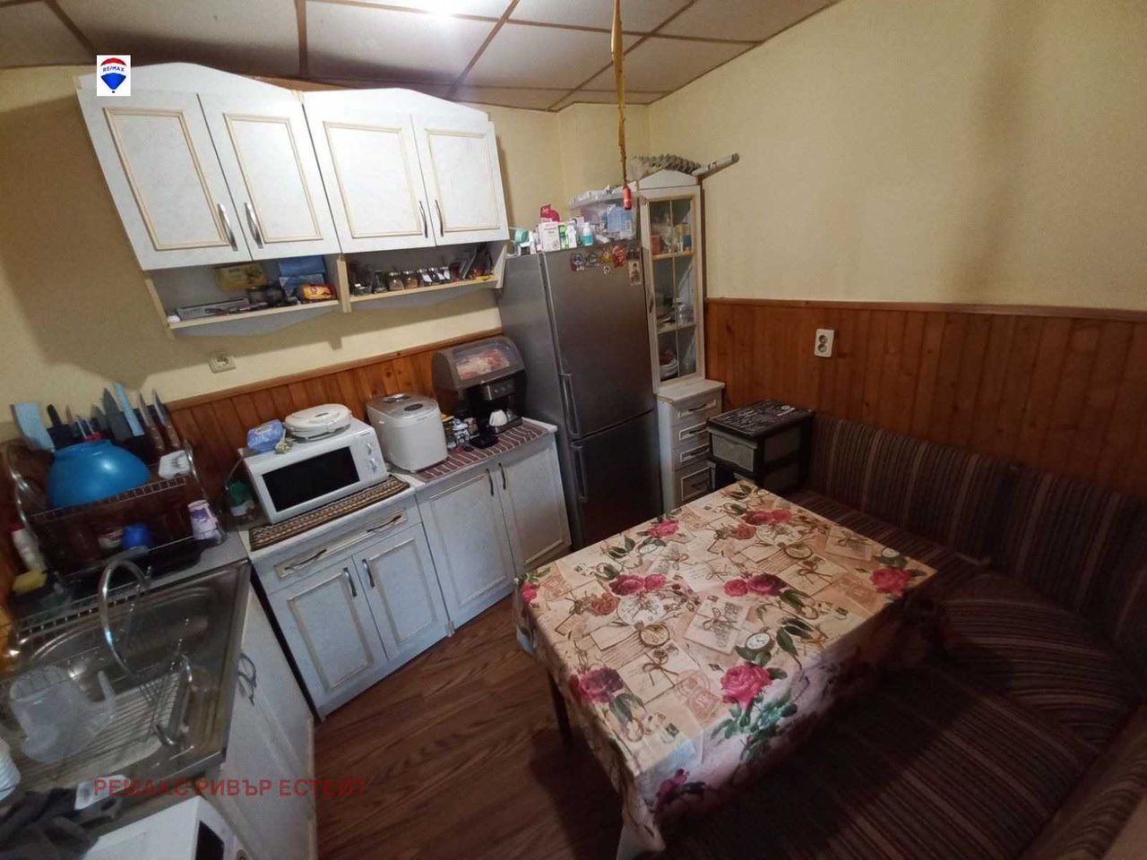 Продава се Къща в Русе, Новата махала - 78 кв.м за 590 €/кв.м - Снимка #2