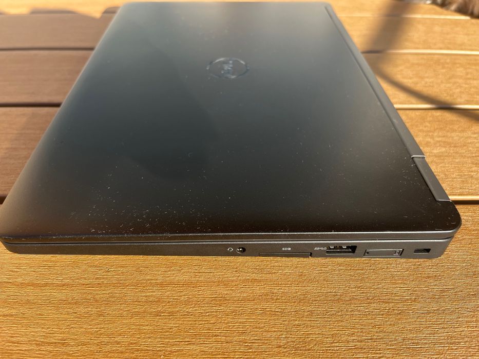 Dell Latitude E5270