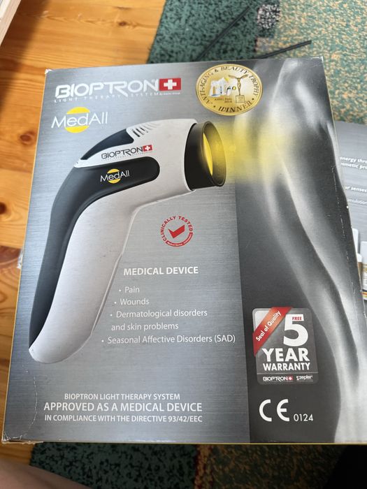 Биоптрон от цептер , со световой терапией