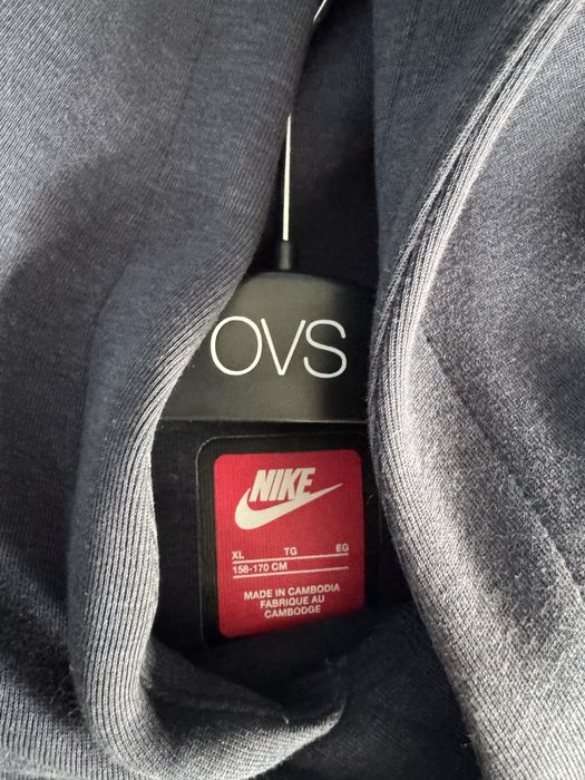 Продавам Дрехи.