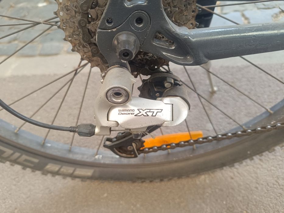 Bicicleta de vânzare