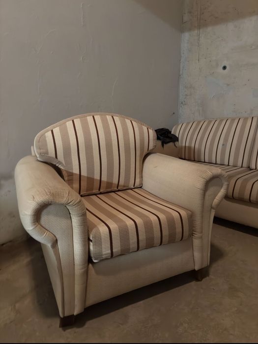 Диван и 2 кресла