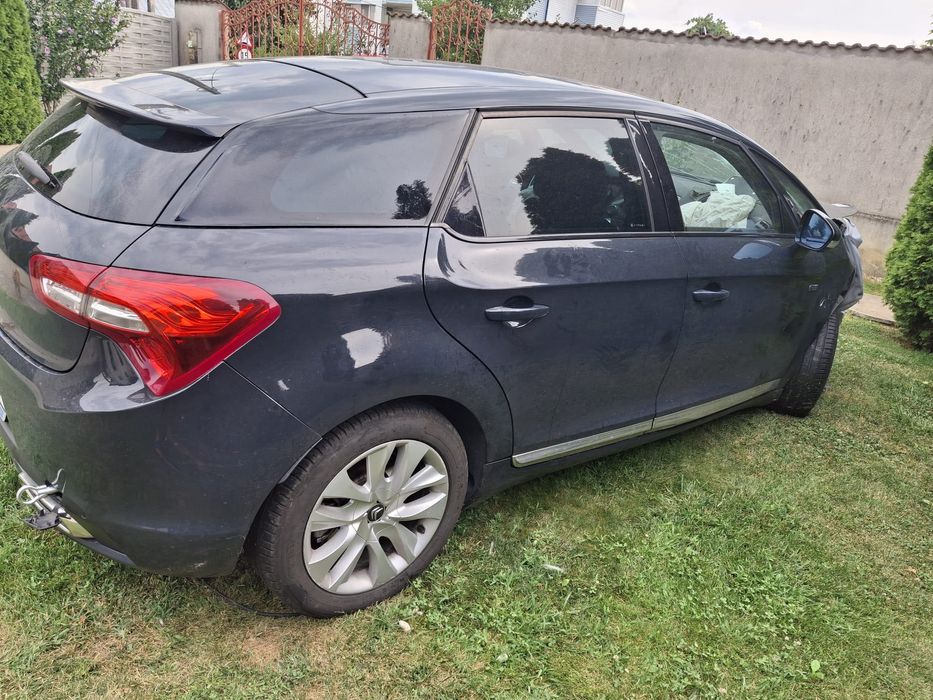 Citroen DS5 - Motor 2.0 HDi - Avariat