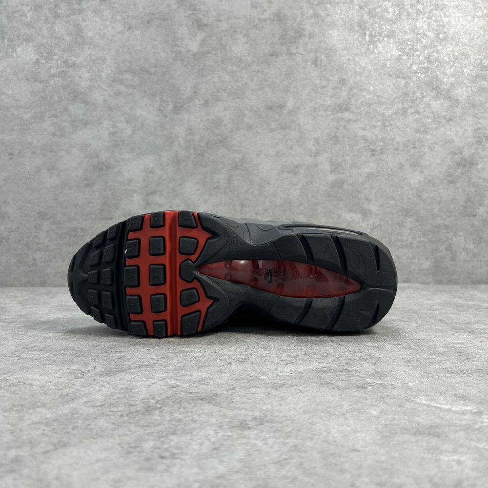 Nike Air Max 95 Grey/Black/Red- 40/42