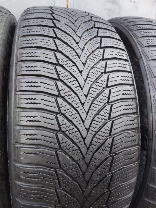 4бр зимни гуми 215/55/17 Nexen Winguard Sport 2
dot 3121
6.75mm